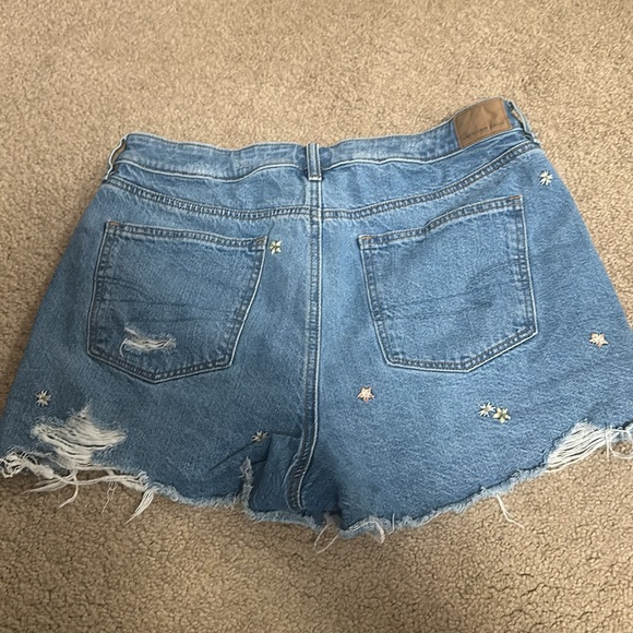 American Eagle denim shorts - Picture 3 of 3